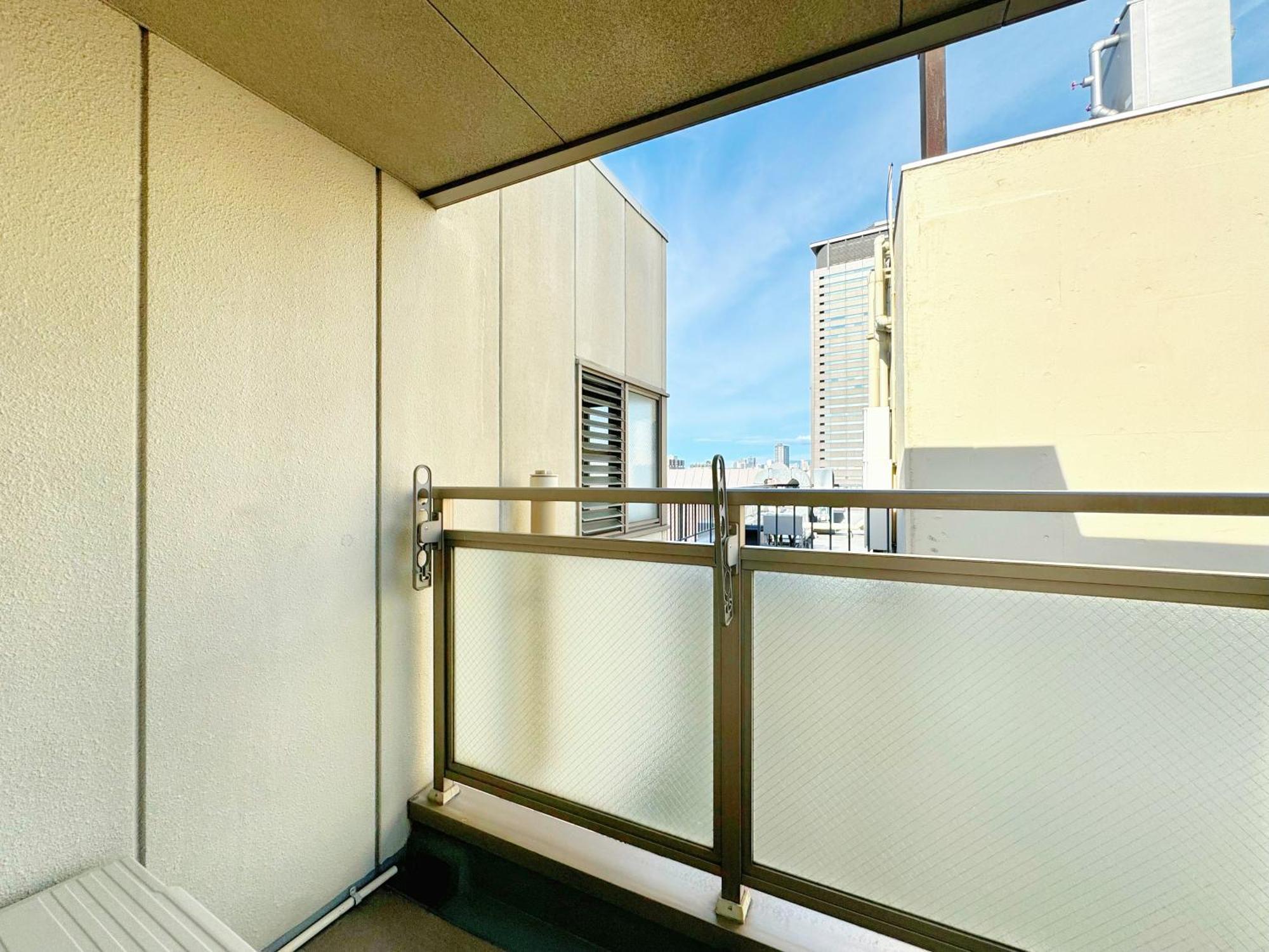 大阪市クリスタルコート難波アパートメント エクステリア 写真